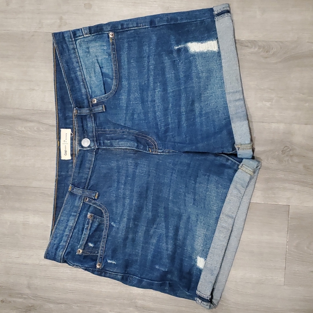 🌼Essentially New, Gap Jeans Shorts🌼
